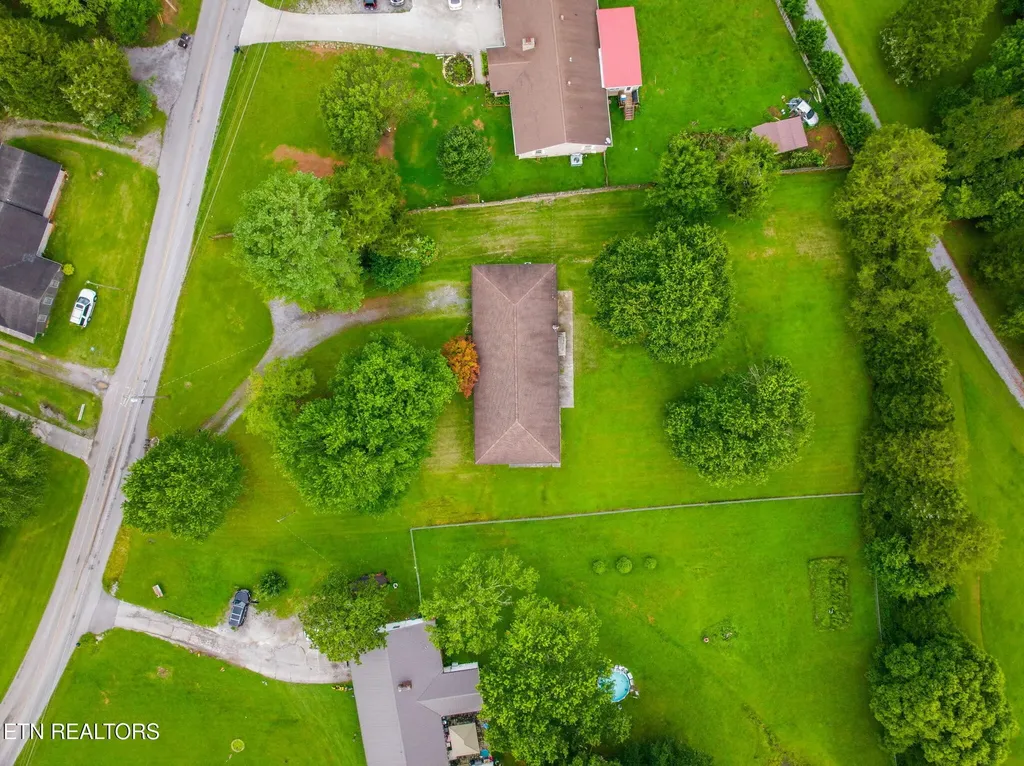 2866 Williams Ferry Road Lenoir City TN 37771