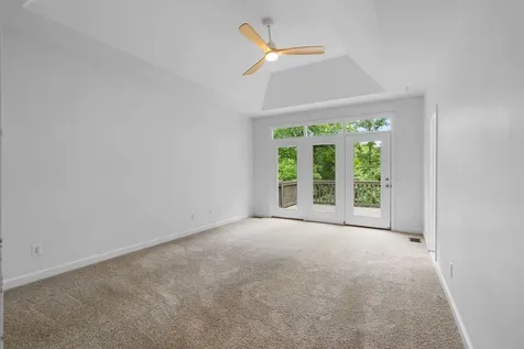 4848 Peninsula Pointe Drive Hermitage TN 37076