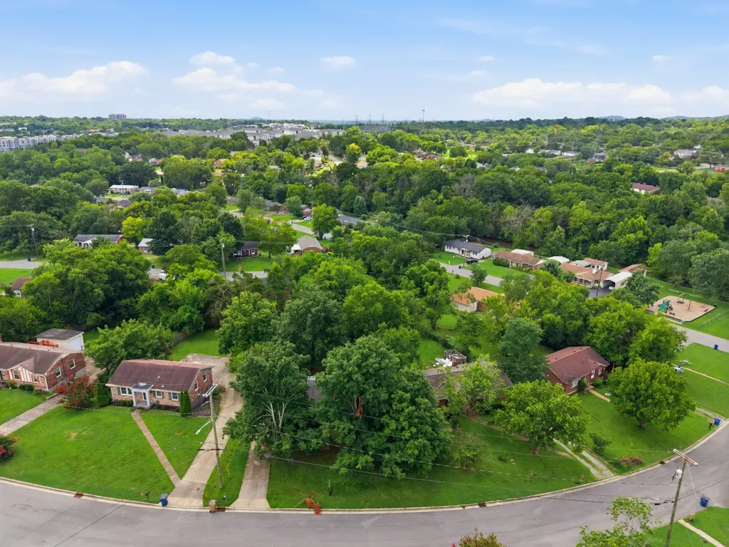 210 Friendship Drive Goodlettsville TN 37072