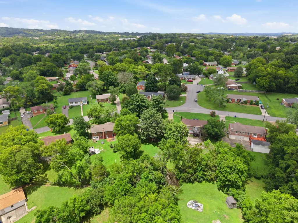 210 Friendship Drive Goodlettsville TN 37072