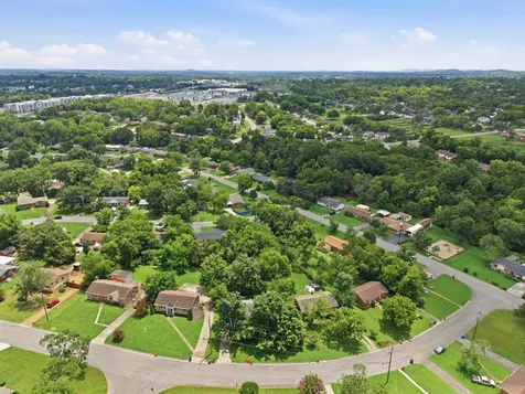 210 Friendship Drive Goodlettsville TN 37072
