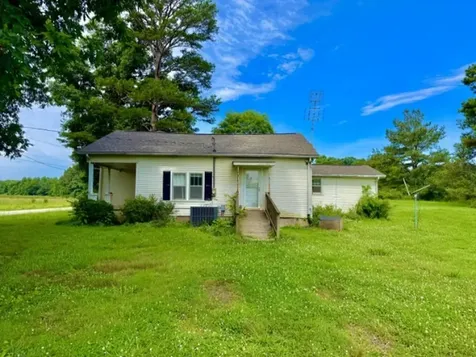 560 State Line Road Loretto TN 38469