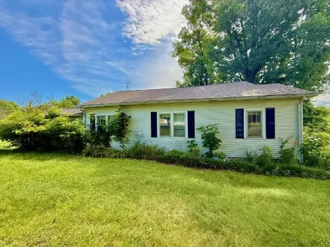 560 State Line Road Loretto TN 38469