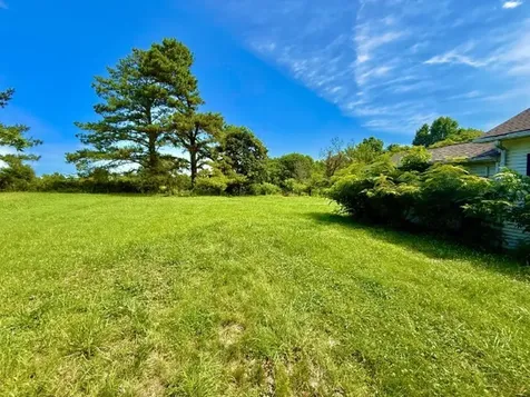 560 State Line Road Loretto TN 38469