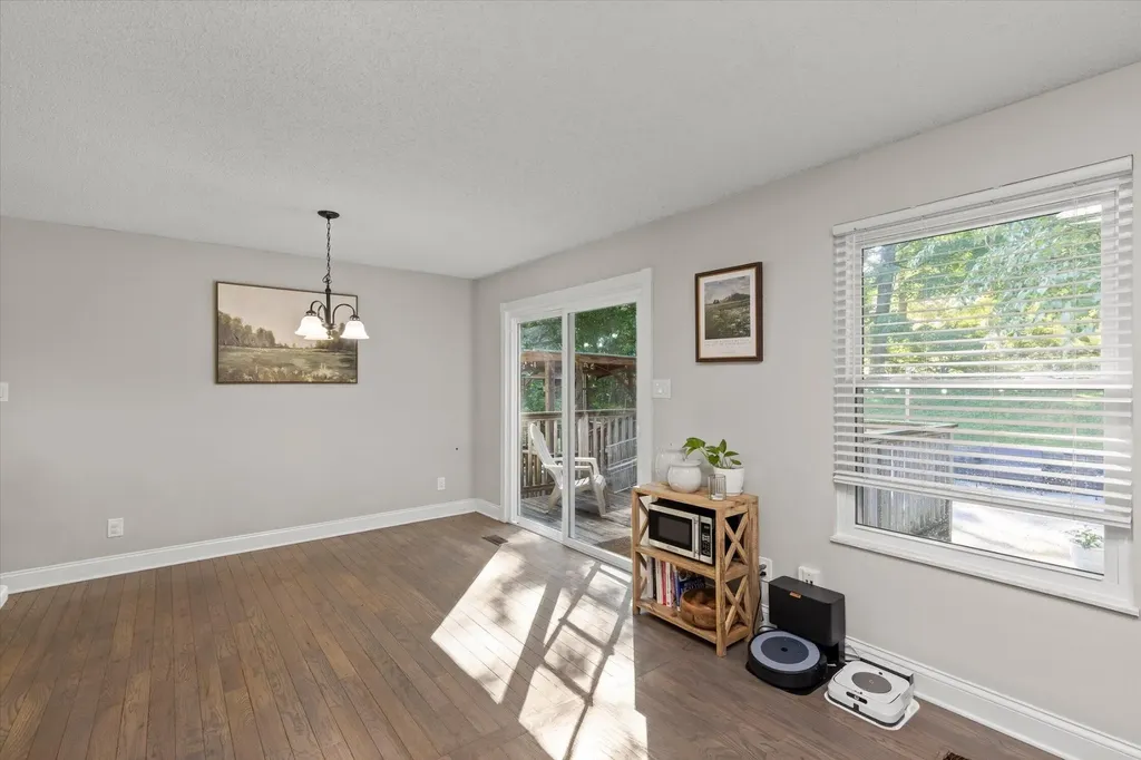 5974 Westmere Drive Knoxville TN 37909