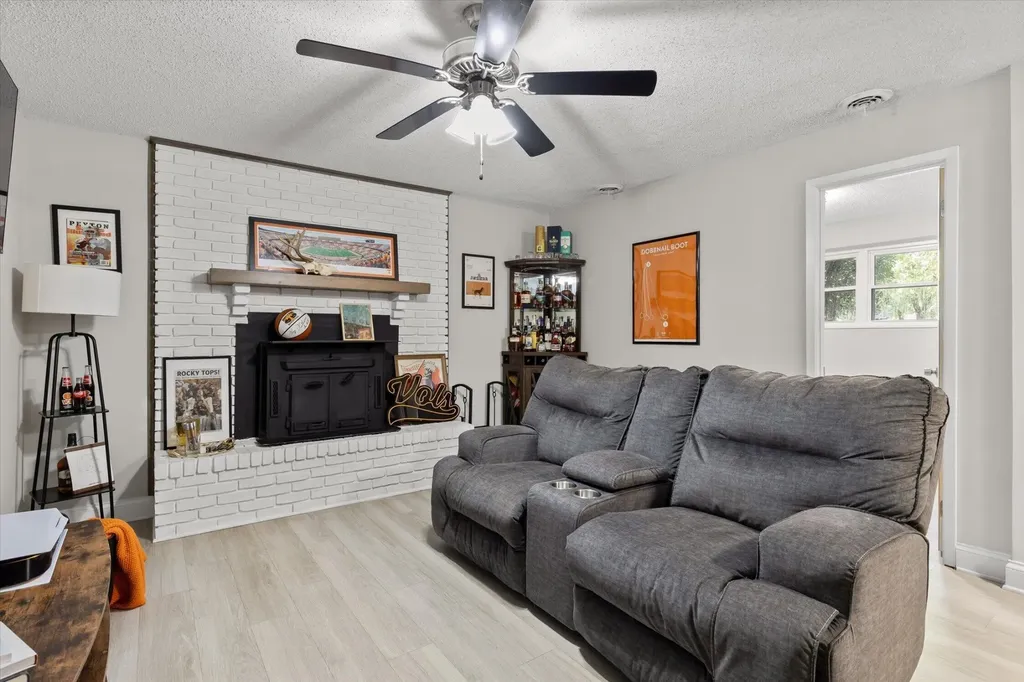 5974 Westmere Drive Knoxville TN 37909