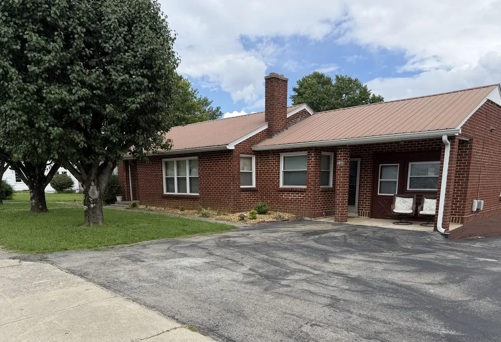 266 Sparta Street Spencer TN 38585