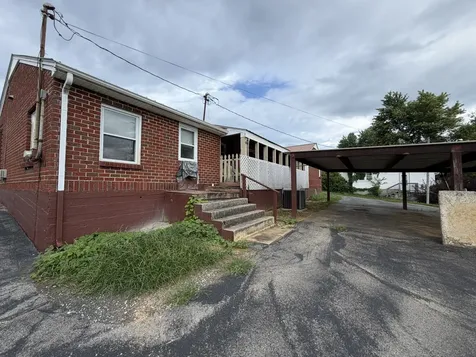 266 Sparta Street Spencer TN 38585