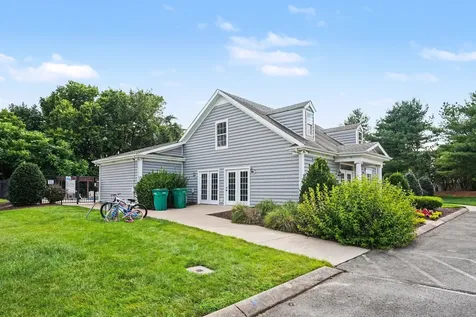 1324 Saybrook Crossing Thompsons Station TN 37179