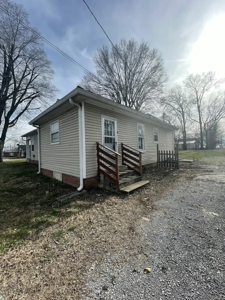 438 Battle Avenue Murfreesboro TN 37129