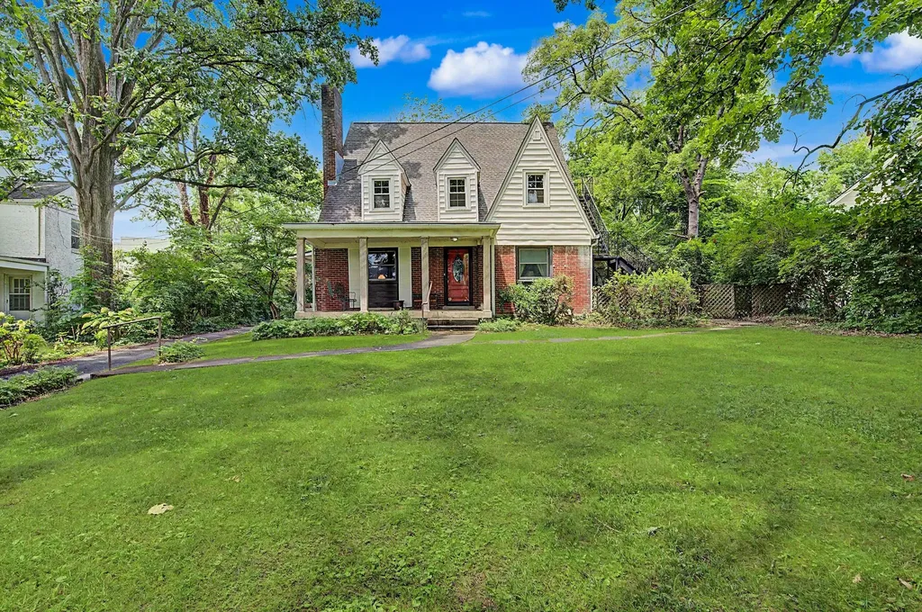 1718 Green Hills Drive Nashville TN 37215