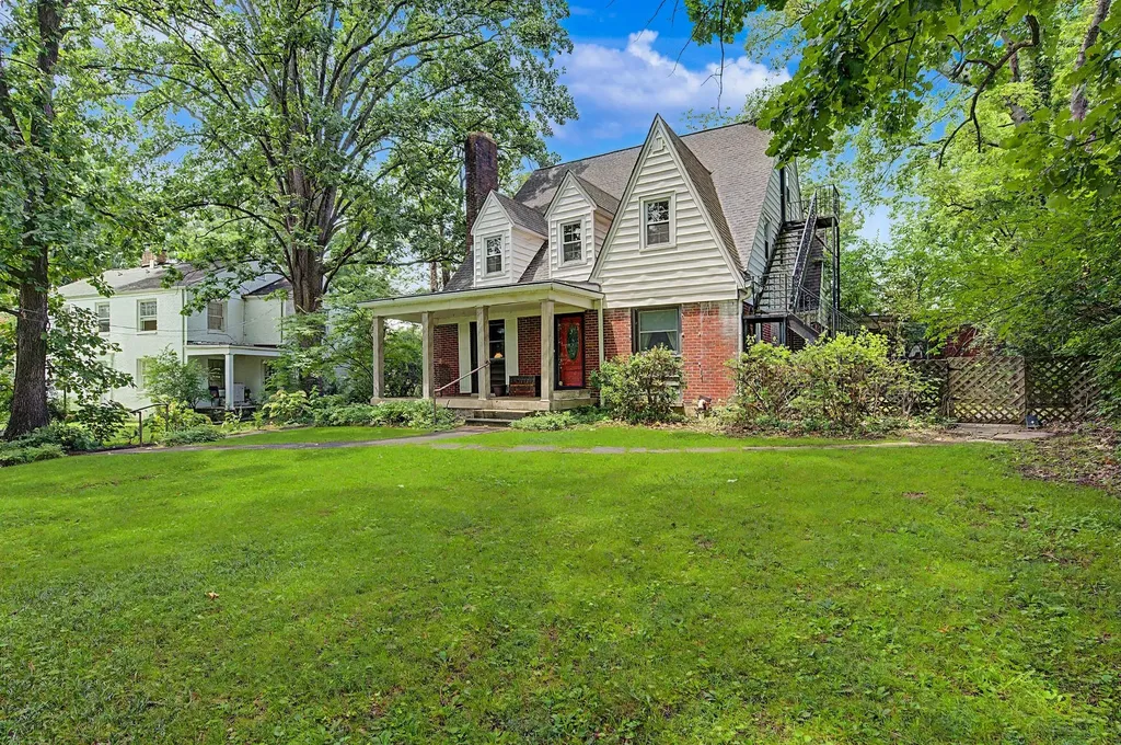1718 Green Hills Drive Nashville TN 37215