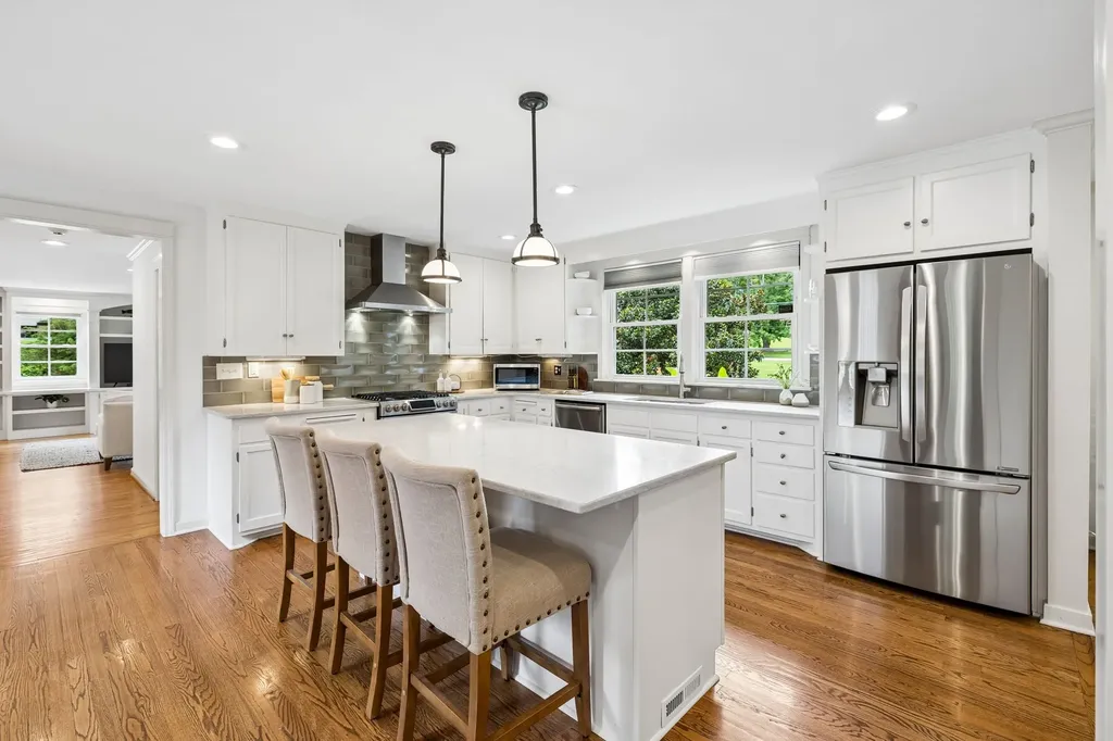 4000 Crestridge Drive Nashville TN 37204