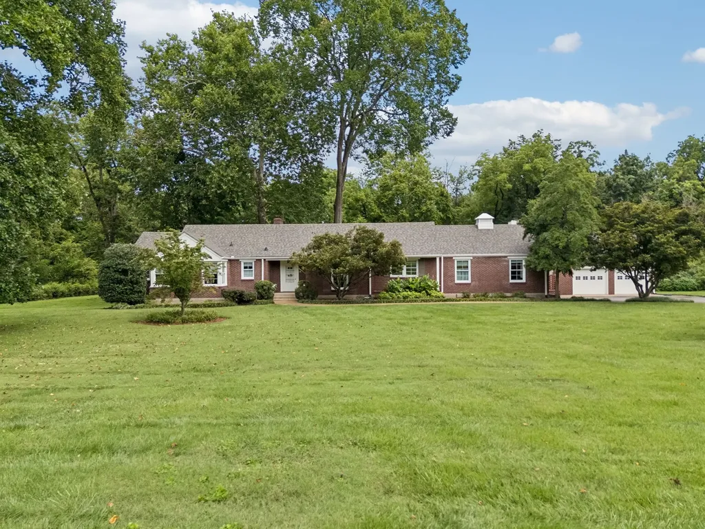 4000 Crestridge Drive Nashville TN 37204