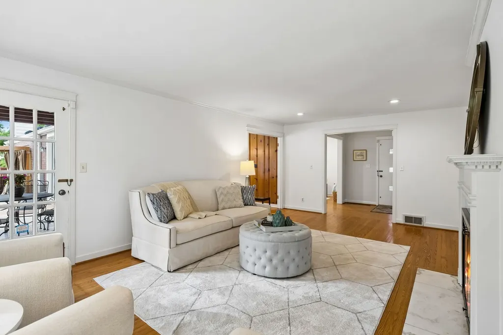 4000 Crestridge Drive Nashville TN 37204