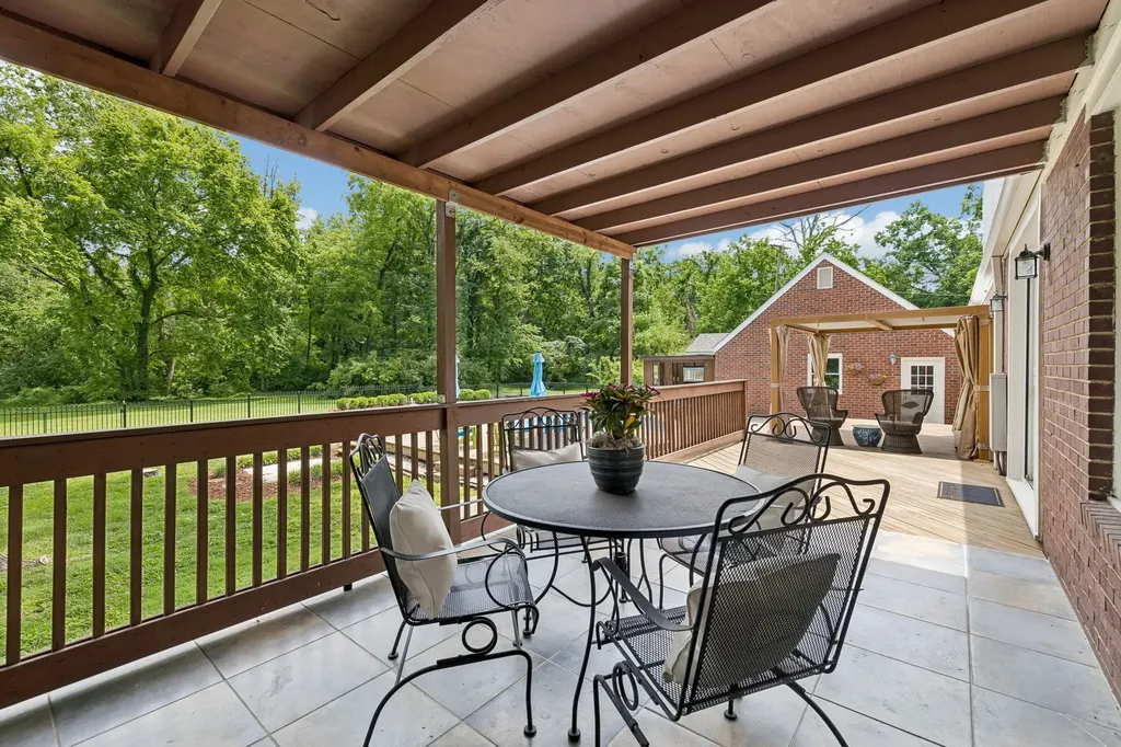 4000 Crestridge Drive Nashville TN 37204