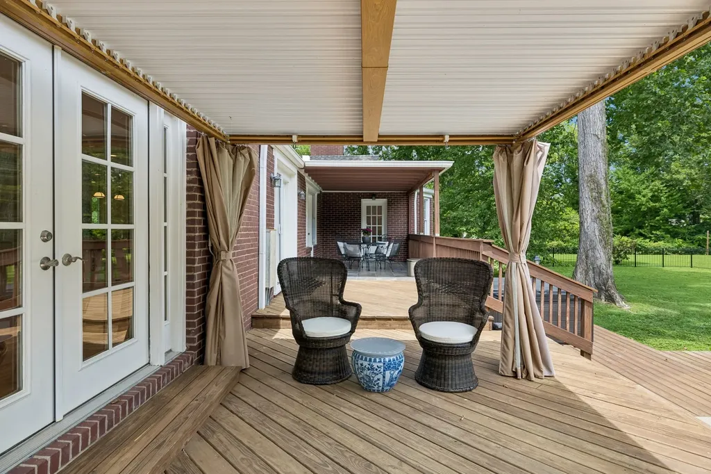 4000 Crestridge Drive Nashville TN 37204
