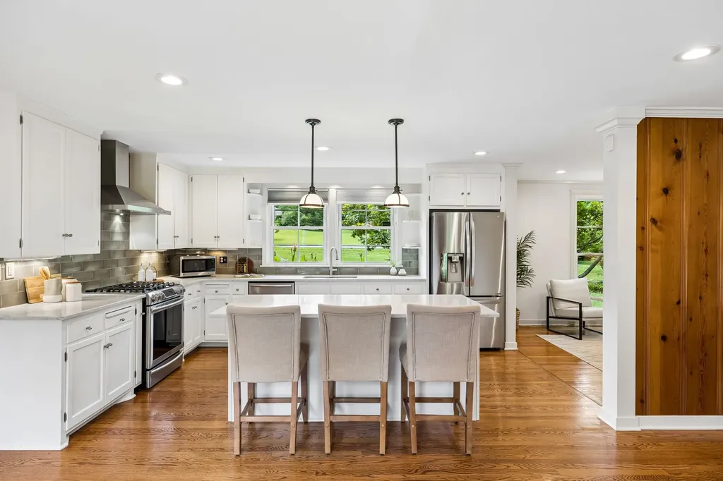 4000 Crestridge Drive Nashville TN 37204