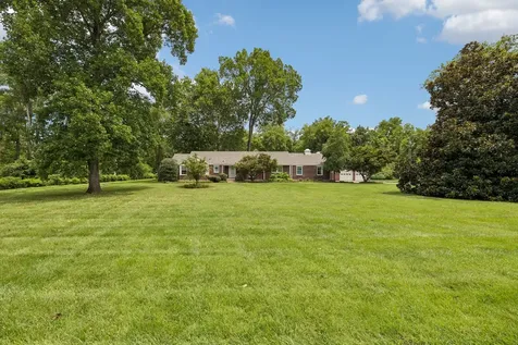 4000 Crestridge Drive Nashville TN 37204