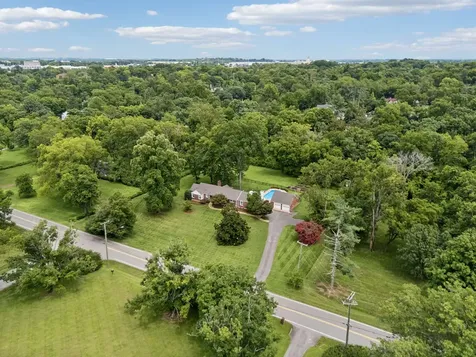 4000 Crestridge Drive Nashville TN 37204