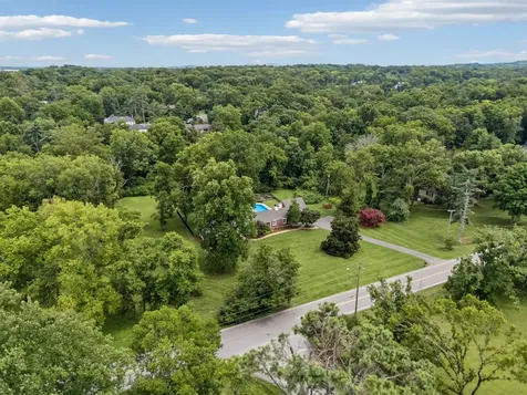 4000 Crestridge Drive Nashville TN 37204