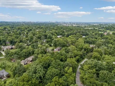 4000 Crestridge Drive Nashville TN 37204