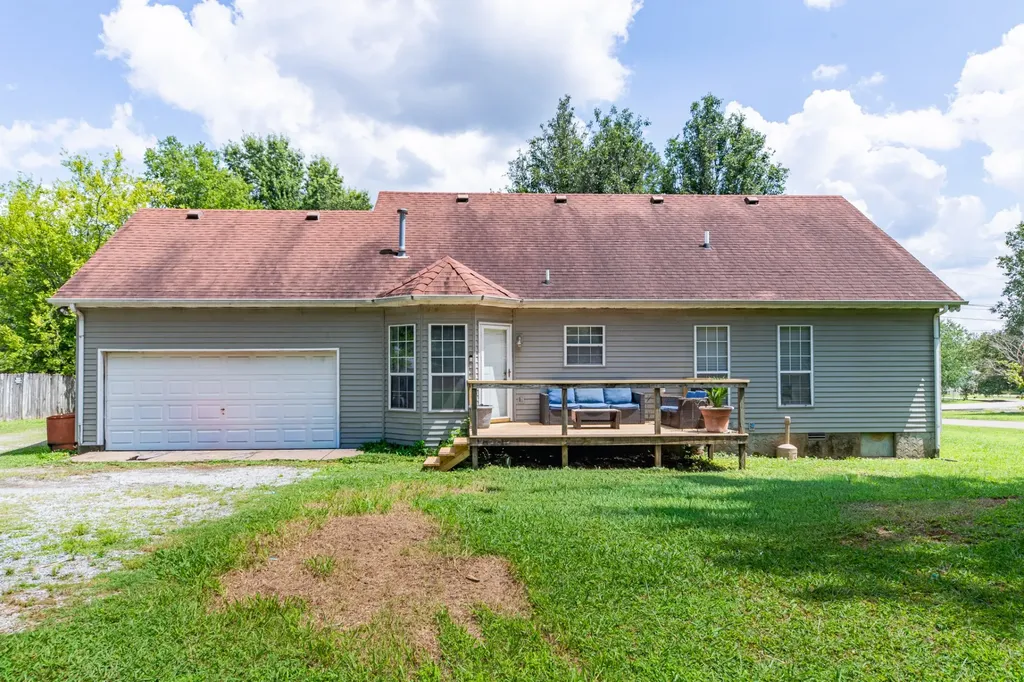 2031 Sugartree Drive Murfreesboro TN 37129