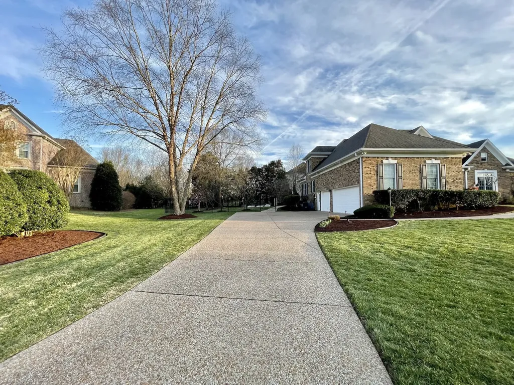 8251 Jamie Court Brentwood TN 37027