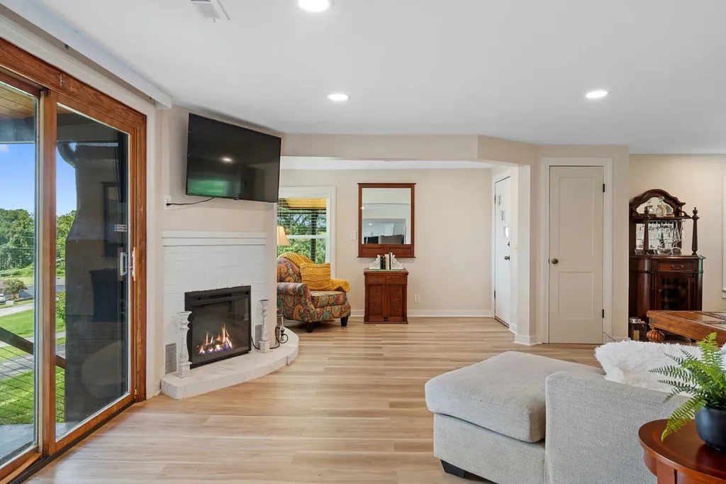 102 Oak Park Winchester TN 37398