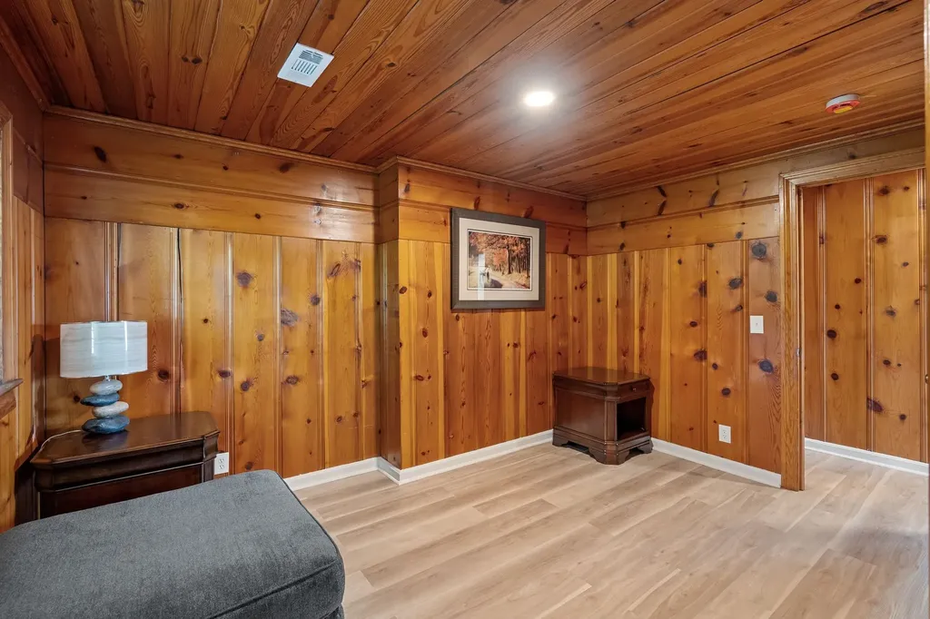 102 Oak Park Winchester TN 37398