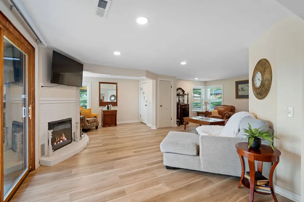 102 Oak Park Winchester TN 37398