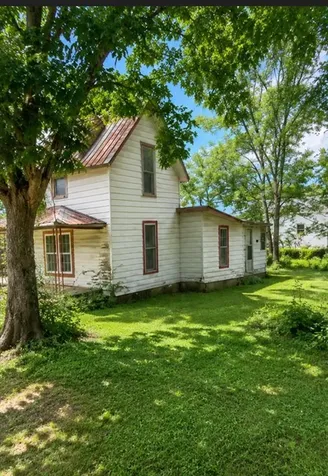 302 Water Street Petersburg TN 37144