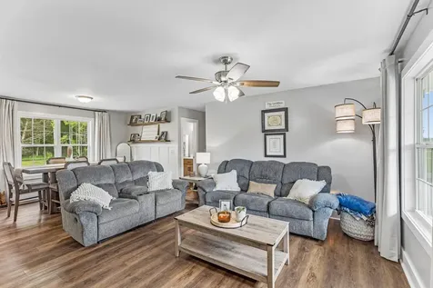 3135 Oak Grove Road Goodspring TN 38460