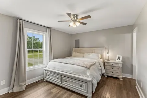 3135 Oak Grove Road Goodspring TN 38460