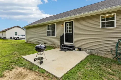 3135 Oak Grove Road Goodspring TN 38460