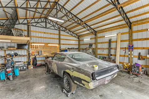 3135 Oak Grove Road Goodspring TN 38460