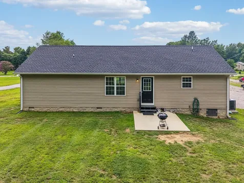 3135 Oak Grove Road Goodspring TN 38460