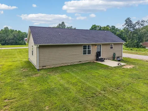 3135 Oak Grove Road Goodspring TN 38460