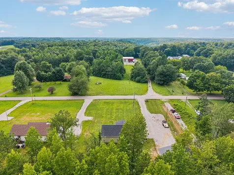 3135 Oak Grove Road Goodspring TN 38460
