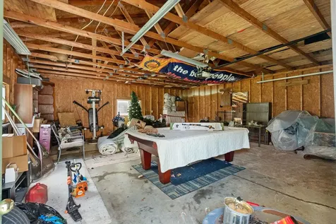 607 N Palmers Chapel Road White House TN 37188
