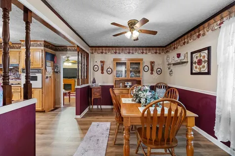 607 N Palmers Chapel Road White House TN 37188