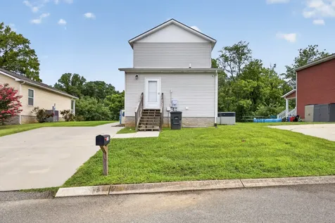 658 West End Street Cookeville TN 38501