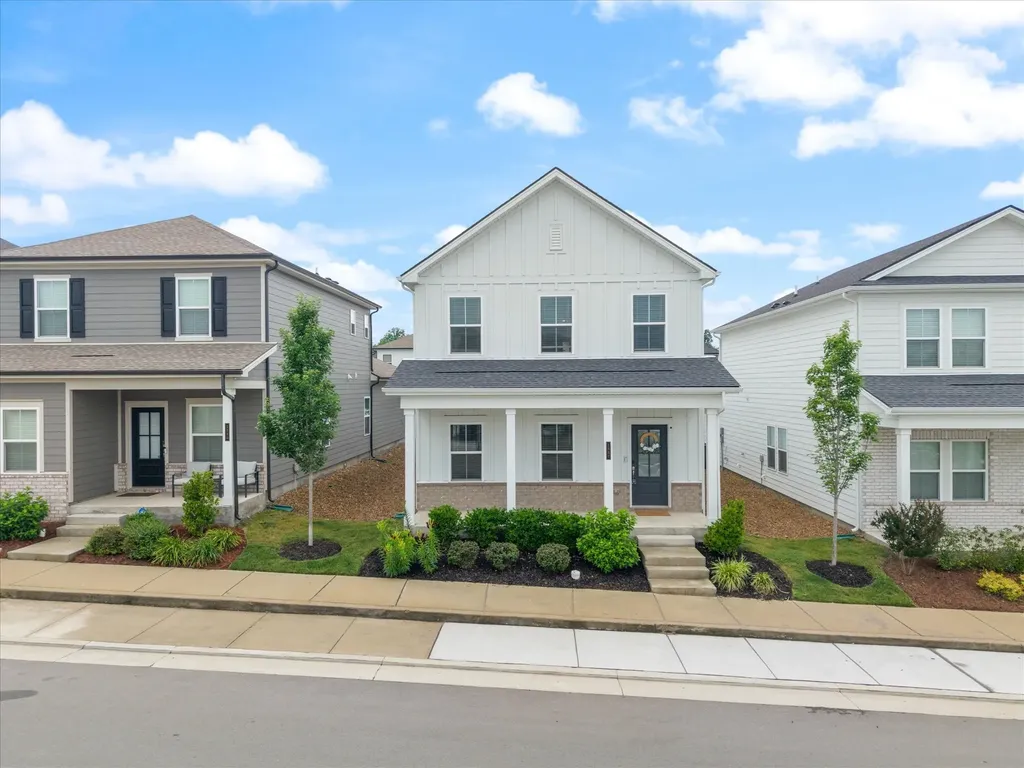 1337 Carriage Park Drive Hermitage TN 37076