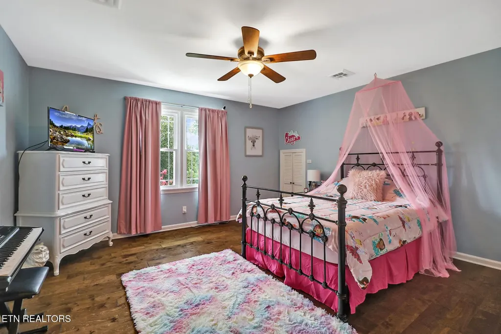 335 Woodland Street Livingston TN 38570