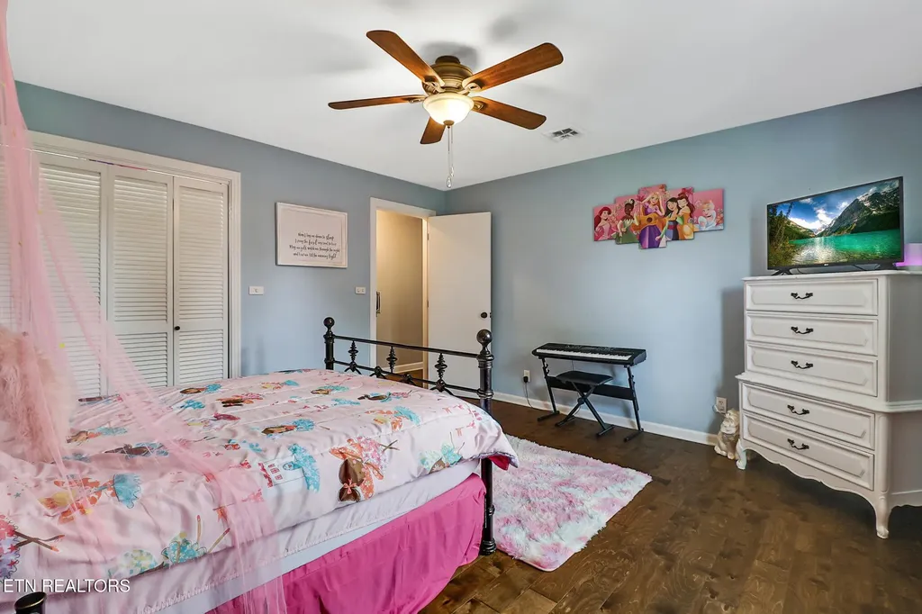 335 Woodland Street Livingston TN 38570