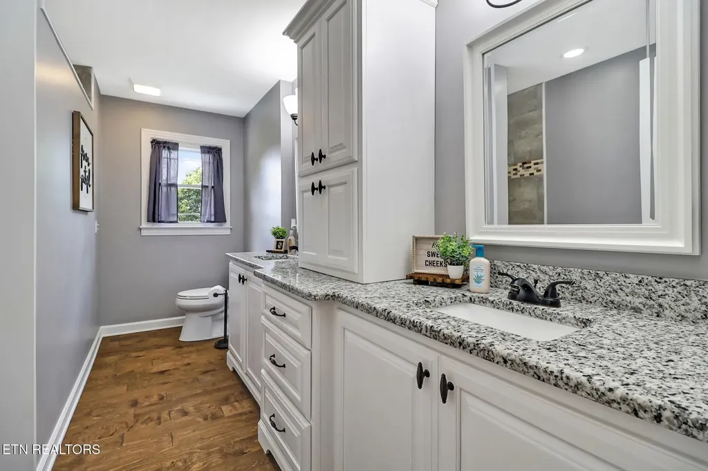 335 Woodland Street Livingston TN 38570