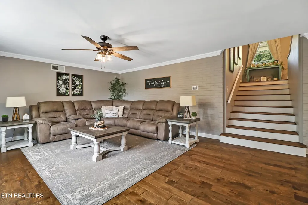 335 Woodland Street Livingston TN 38570