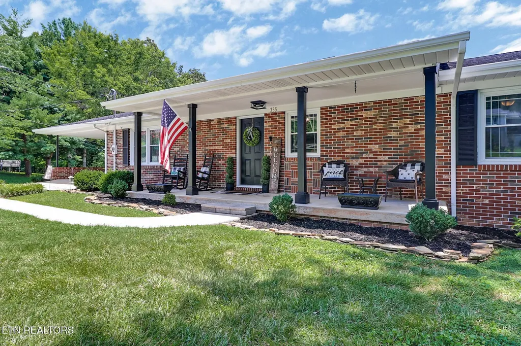 335 Woodland Street Livingston TN 38570