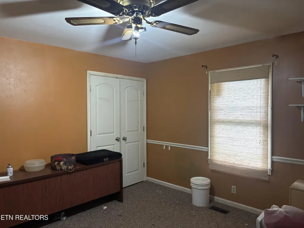 2119 Maple Drive Knoxville TN 37918