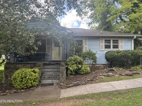 2119 Maple Drive Knoxville TN 37918